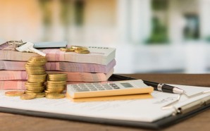 Pros and Cons of Taking Out an Installment Loan